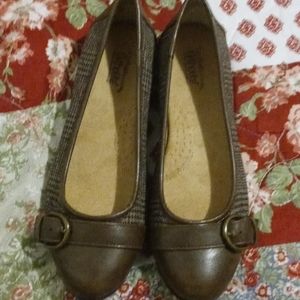 BROWN WOMEN'S SHOES